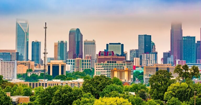 Charlotte Douglas International Airport (CLT)