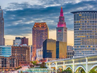 Cleveland Hopkins International Airport (CLE)