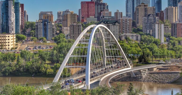 Edmonton International Airport (YEG)